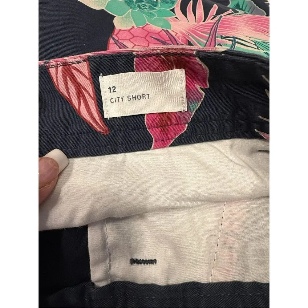 Gap City Short Navy Pink Tropical Floral Sz. 12 Mid Rise Vacation Summer